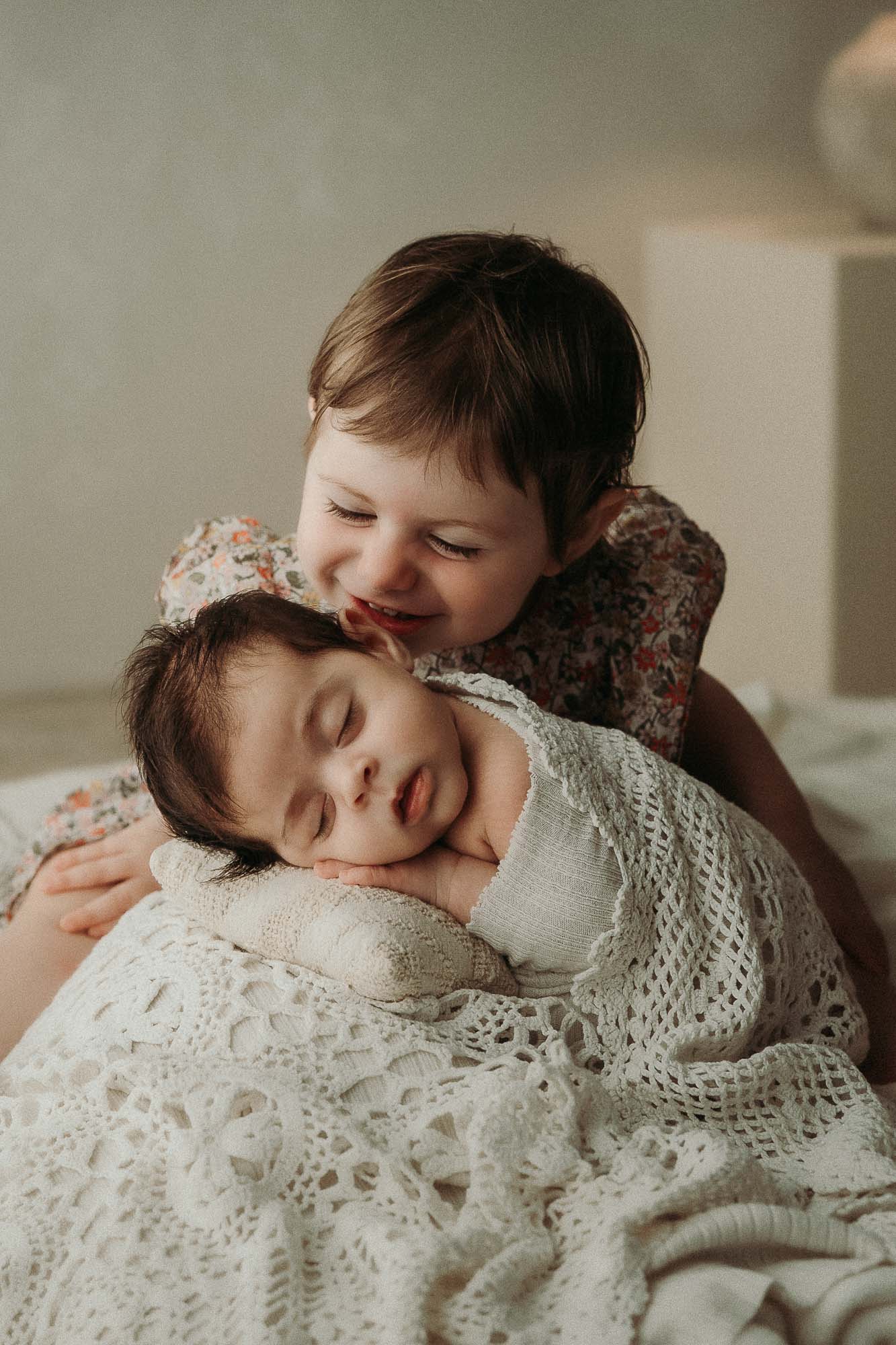 foto professionali per neonato in studio a Milano